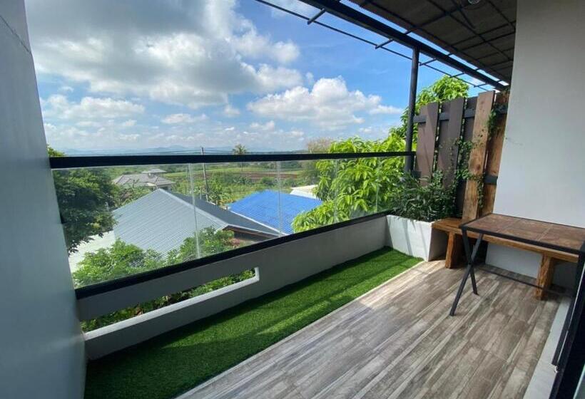 Hotel 88 ลิฟวิ่ง โฮเทล ปากช่อง