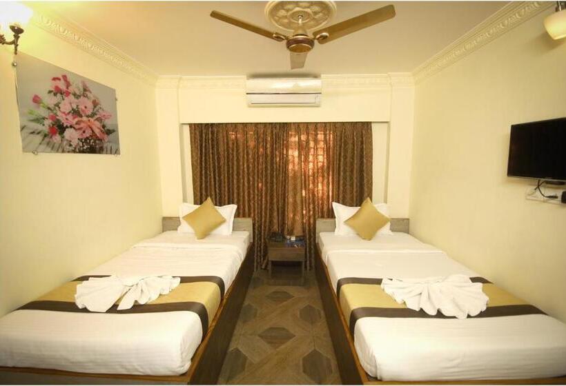 Отель Apples Balaji Inn