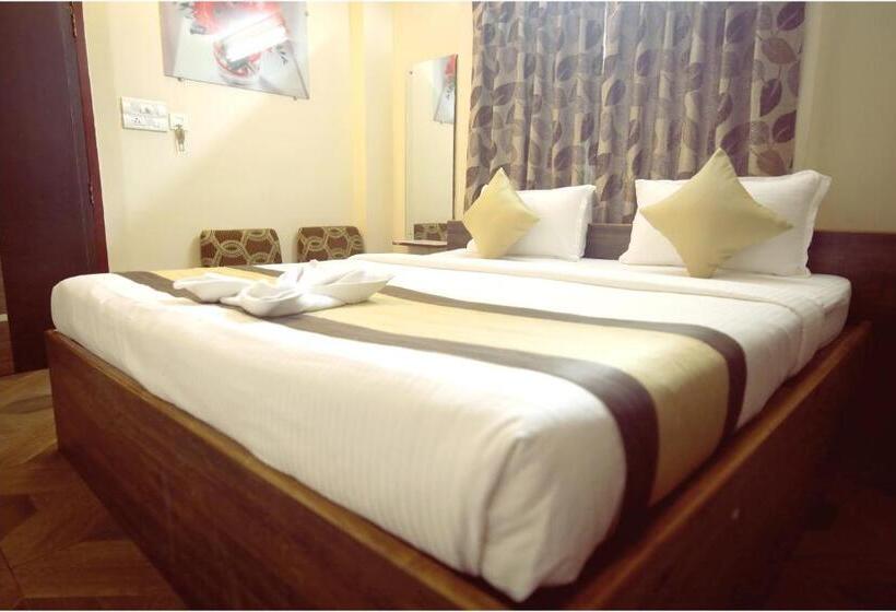 Отель Apples Balaji Inn