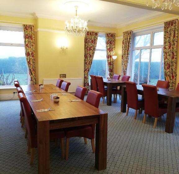 בית מלון כפרי Newton House