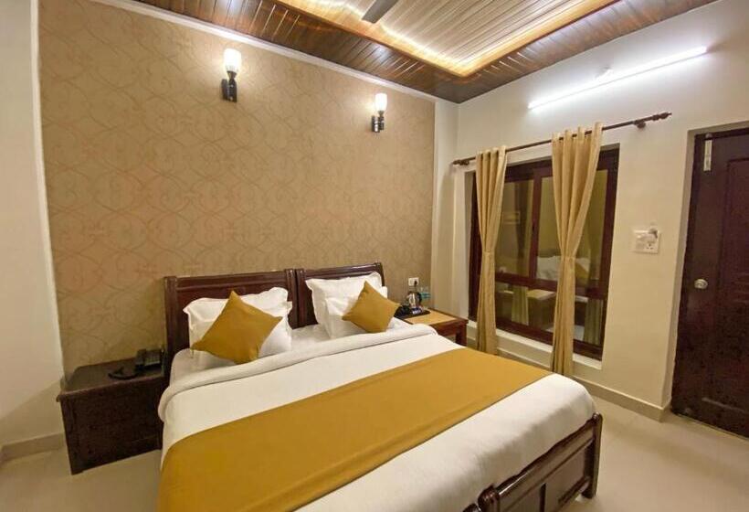 酒店 Nirvana Palace Rishikesh