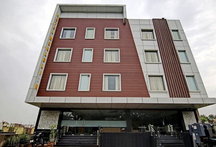 호텔 Treebo S G Grand