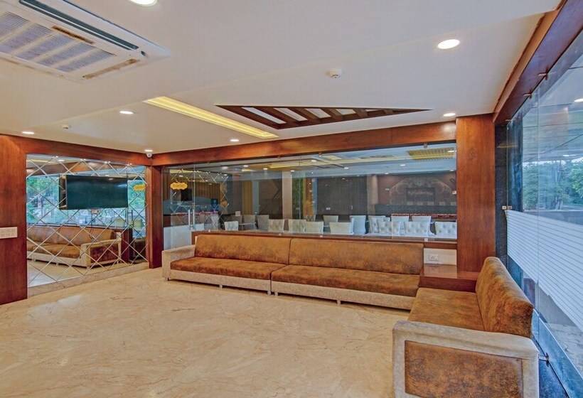 호텔 Treebo S G Grand