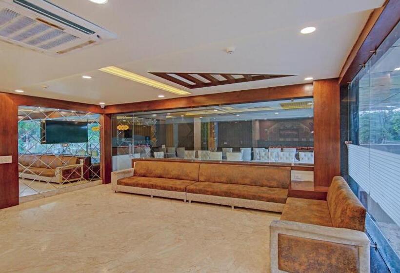 호텔 Treebo S G Grand