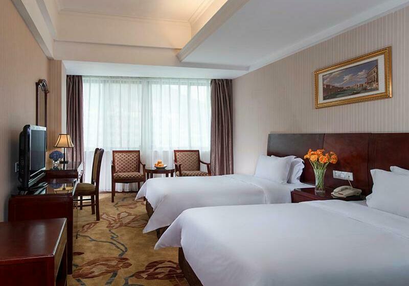 Vienna Hotel Shenzhen Yinhu Bus Station