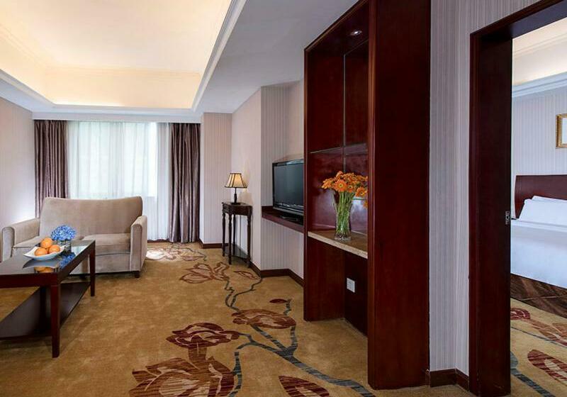 Vienna Hotel Shenzhen Yinhu Bus Station