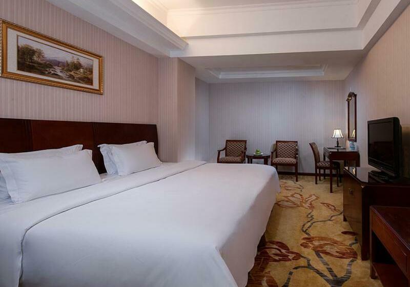 Vienna Hotel Shenzhen Yinhu Bus Station