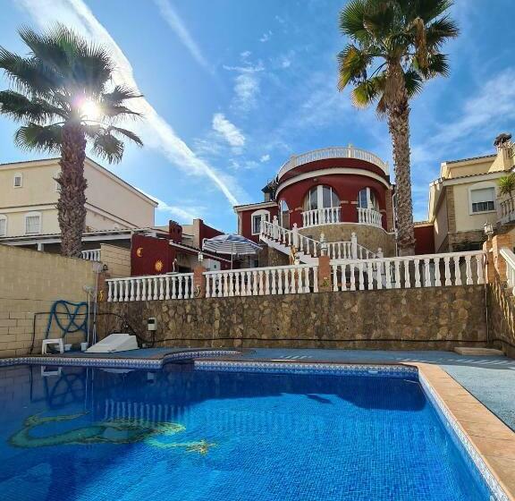 Impeccable 7 Bed Villa In Monforte Del Cid