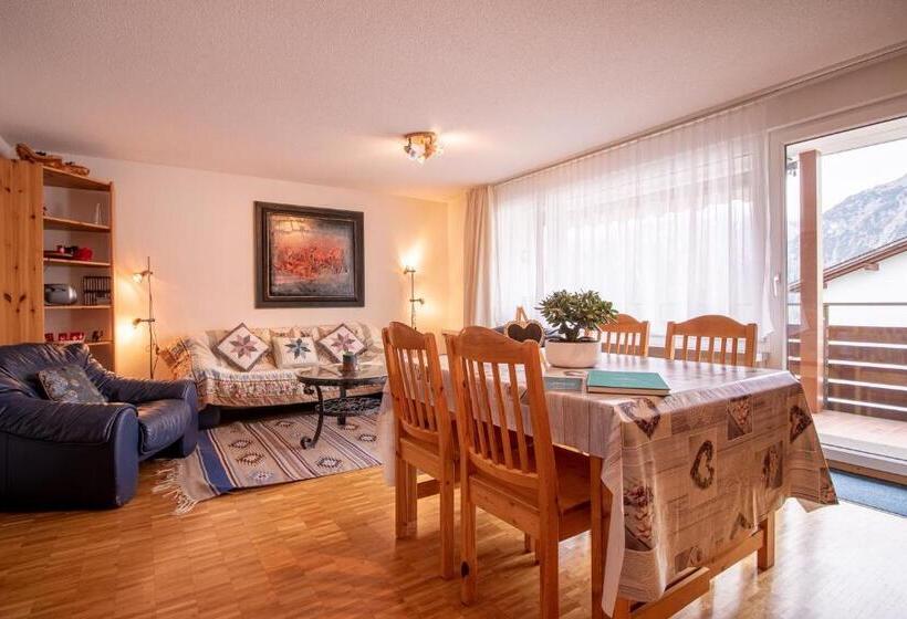 Latschüel Apartment
