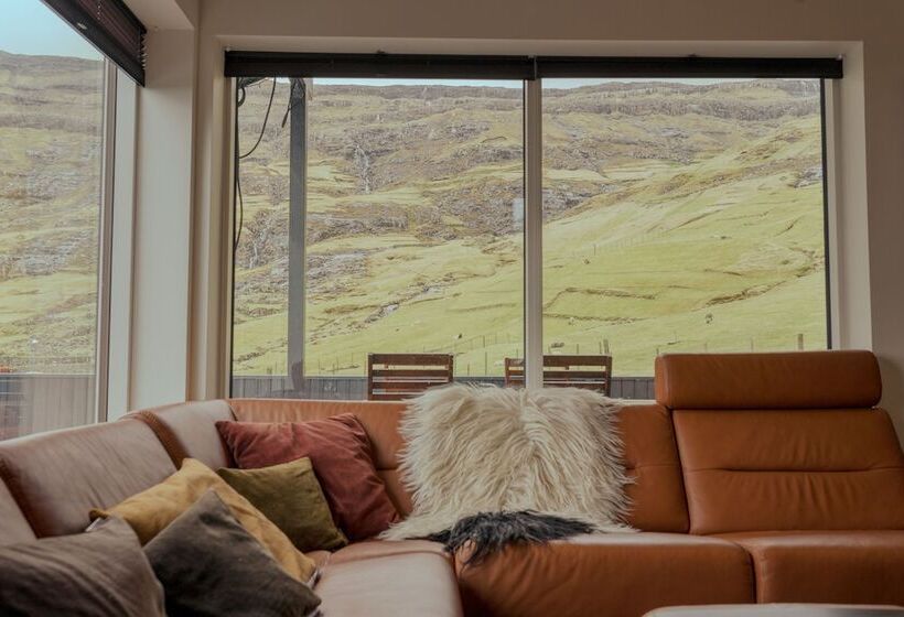 Luxurious & Unique Villa / Nature / Beach / Hiking