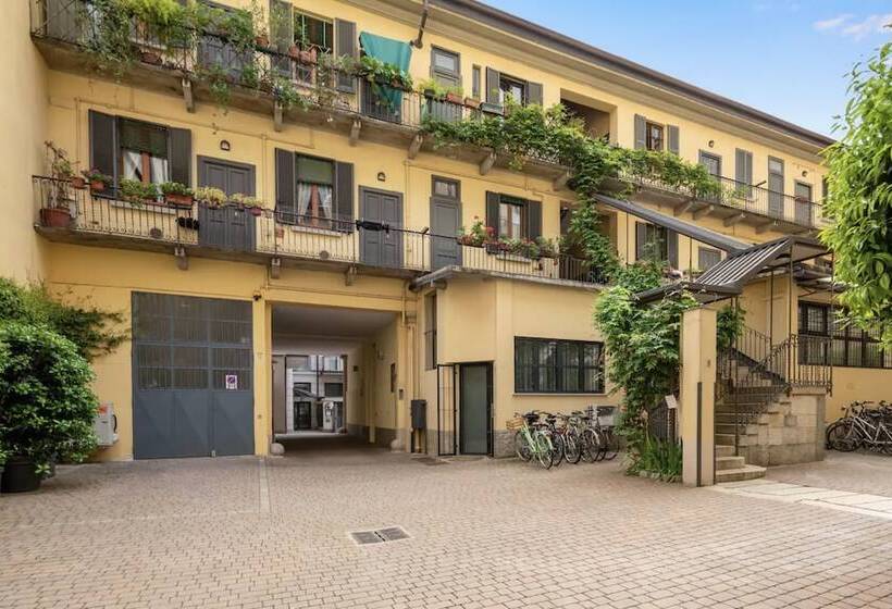 Modern Loft In Porta Venezia Hosted By Sweetstay