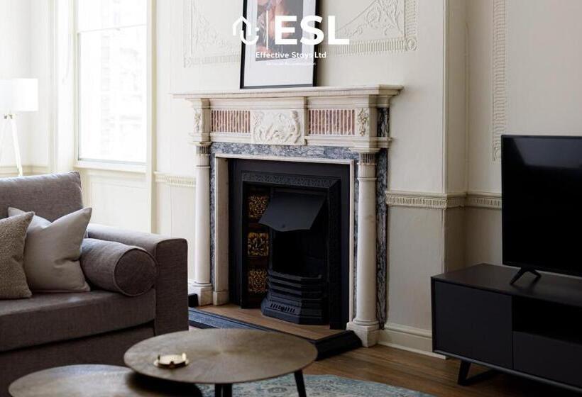 Most Central Luxury Grade 2 Listed Apartment Overlooking Shrewsbury Square   Free Parking