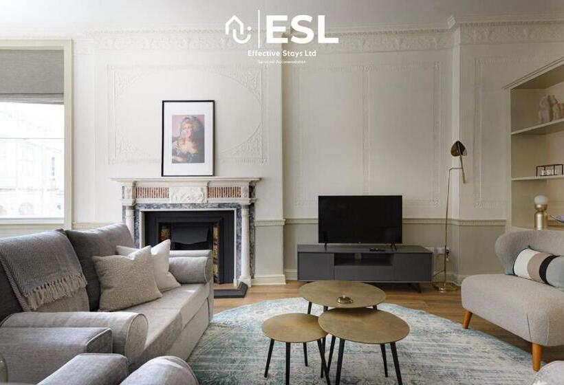 Most Central Luxury Grade 2 Listed Apartment Overlooking Shrewsbury Square   Free Parking