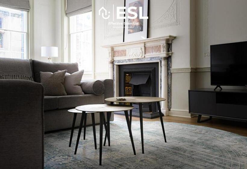 Most Central Luxury Grade 2 Listed Apartment Overlooking Shrewsbury Square   Free Parking