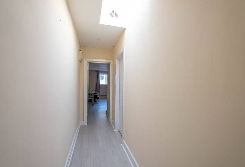 Newly Refurbished Studio, 20 Mins To London Bridge