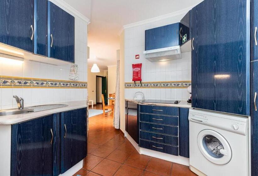 Parque Dos Reis Apartment 2