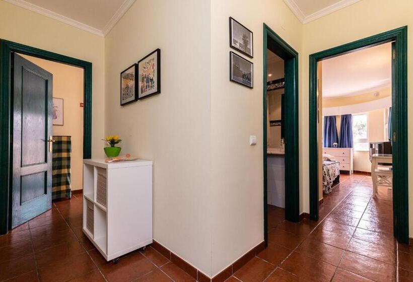 Parque Dos Reis Apartment 2