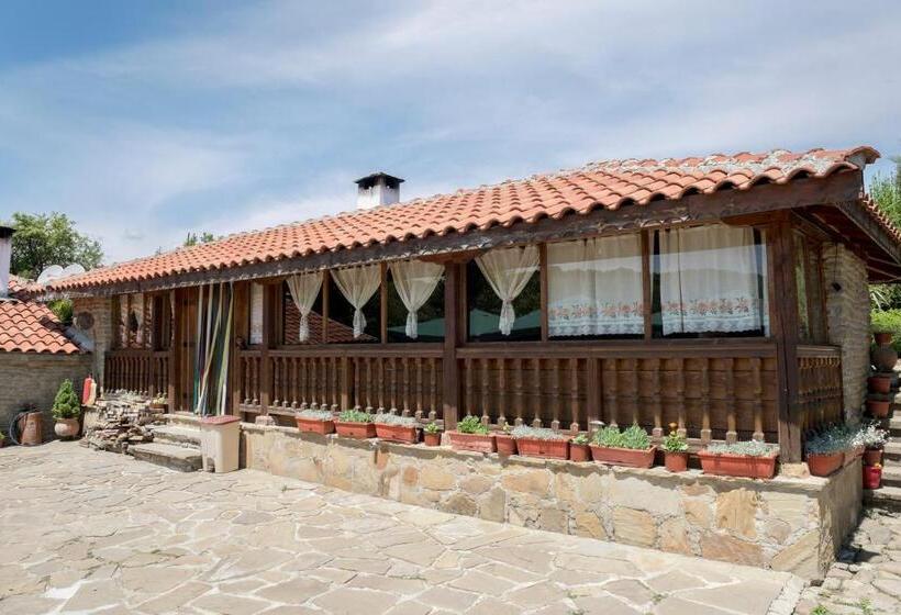 ペンション екокомплекс катунище