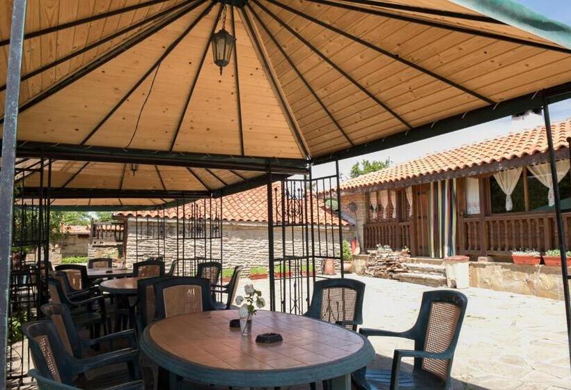 ペンション екокомплекс катунище