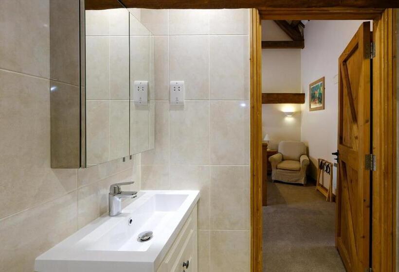 Пансион Church Farm Lodge