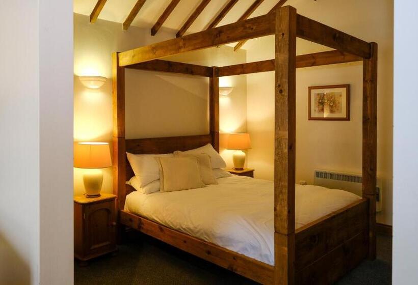 Пансион Church Farm Lodge