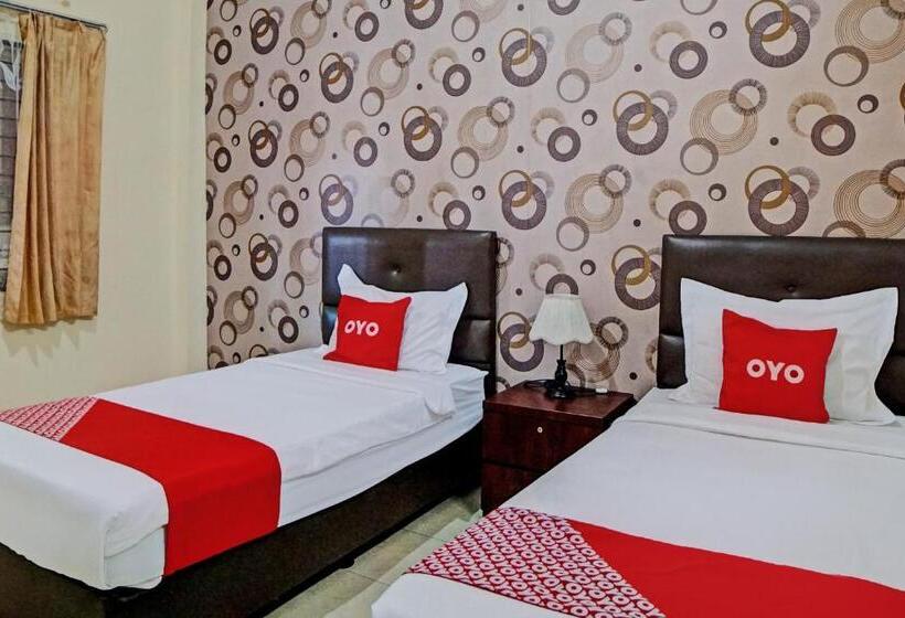 פנסיון Reddoorz Syariah @ Jalan Letda Sujono Tembung