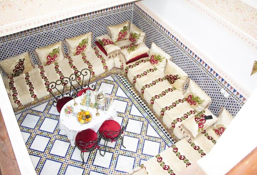 پانسیون Riad Dar Senhaji