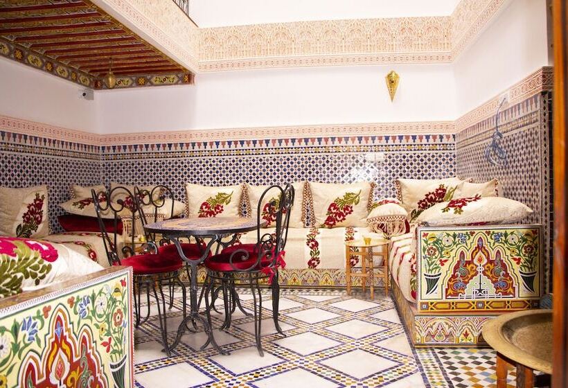 پانسیون Riad Dar Senhaji