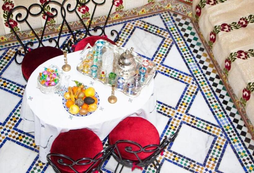 پانسیون Riad Dar Senhaji