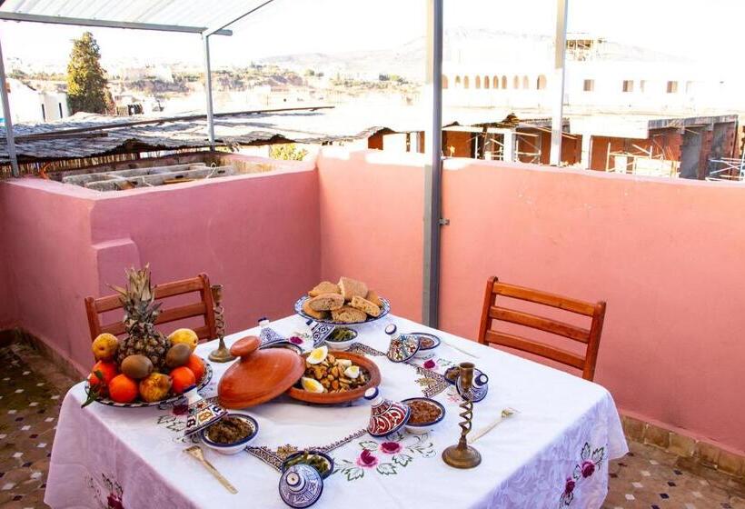 پانسیون Riad Dar Senhaji