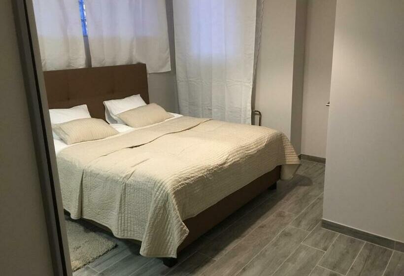 پانسیون Rooms & Apartments Banjac