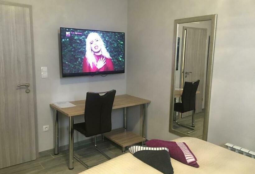 پانسیون Rooms & Apartments Banjac