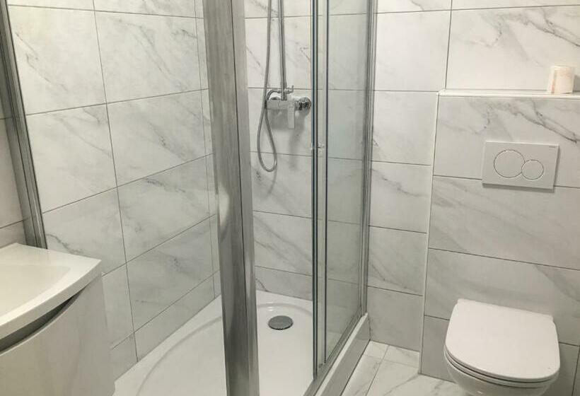 پانسیون Rooms & Apartments Banjac