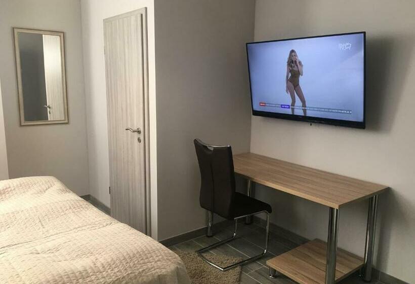 پانسیون Rooms & Apartments Banjac