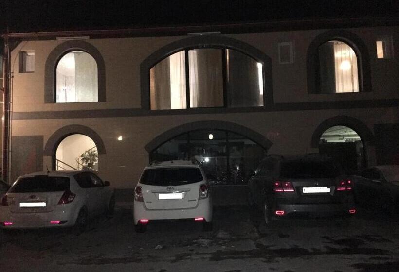 پانسیون Rooms & Apartments Banjac