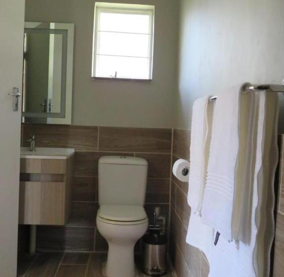 פנסיון Sani Pass Manor Guest House