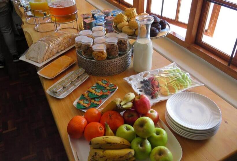 פנסיון Sani Pass Manor Guest House