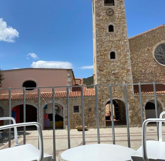 פנסיון The Square Cannigione