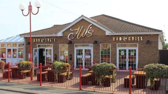 Pg177 Golden Palm Resort 8 Berth Caravan With Decking