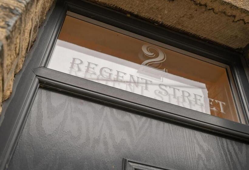Sleeps 6 4 Bedrooms 2 Minute Walk To The Square Hosted Happy Valley Cast
