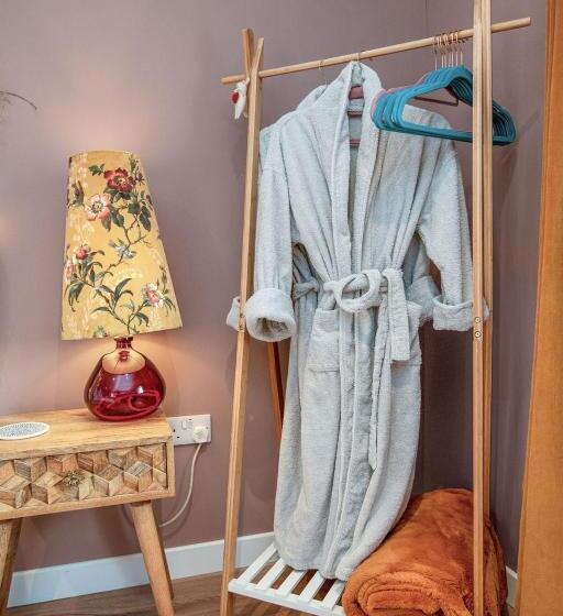 The Loveshack Lodge Balquhidder