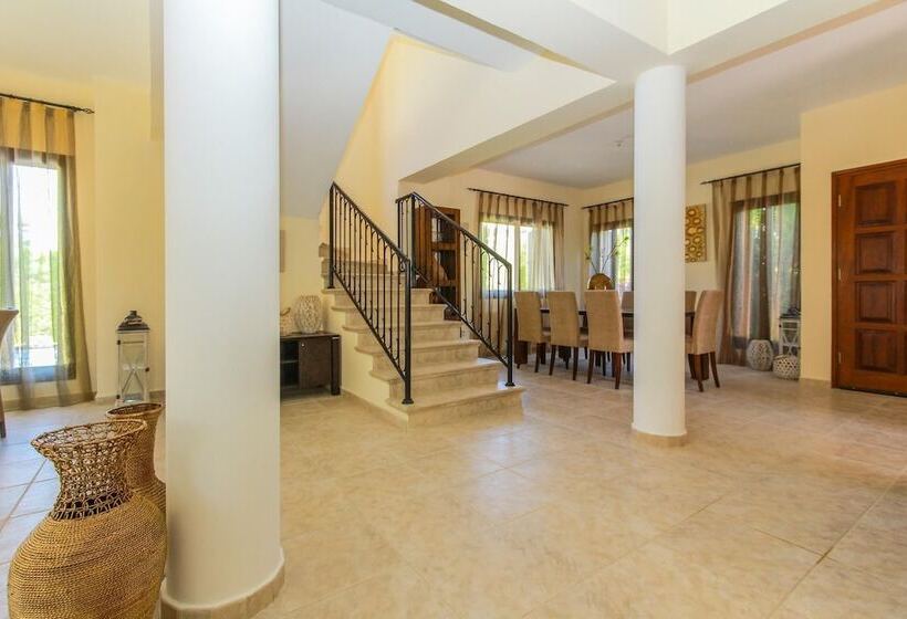 Villa Anna