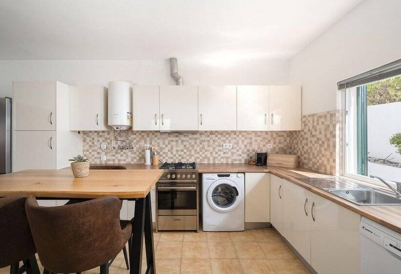 Villa Harpista In Guia By Ideal Homes