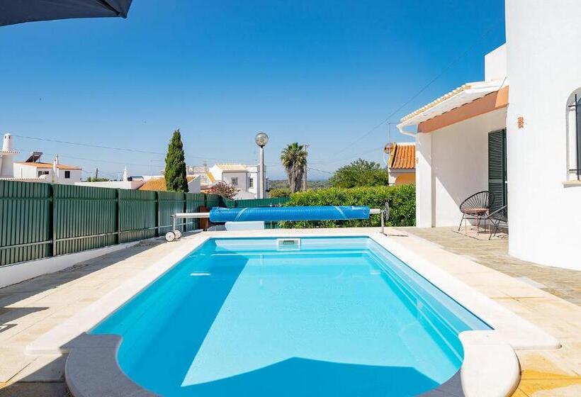 Villa Harpista In Guia By Ideal Homes