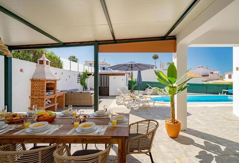 Villa Harpista In Guia By Ideal Homes