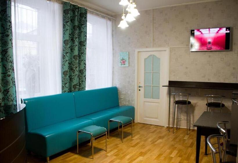 هاستل хостел и апартаменты друзья