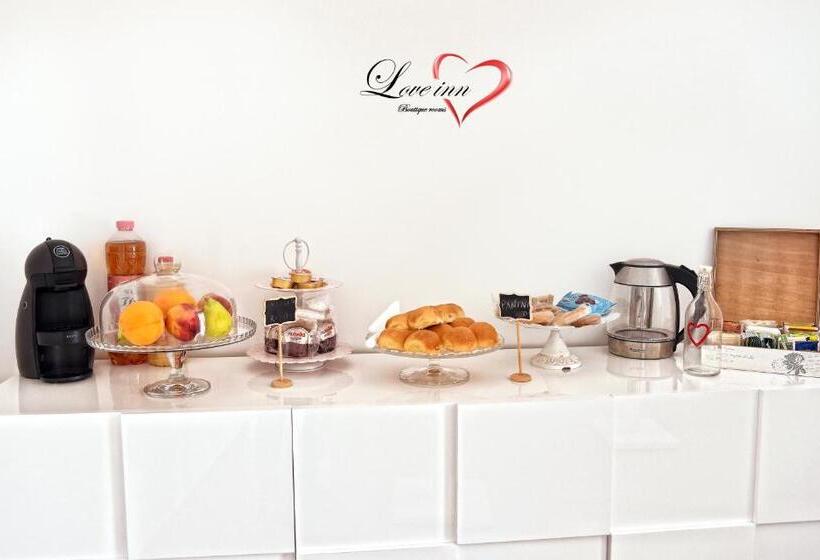 Bed and Breakfast Love Inn