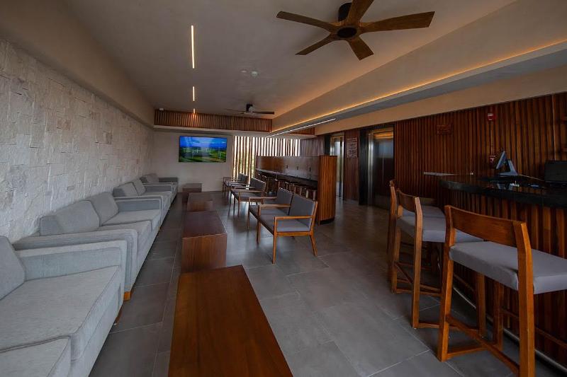 Hive Cancun By G Hotels