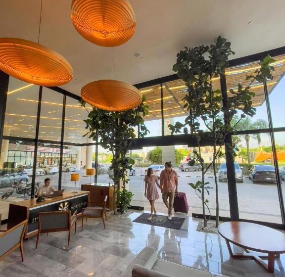 Hive Cancun By G Hotels