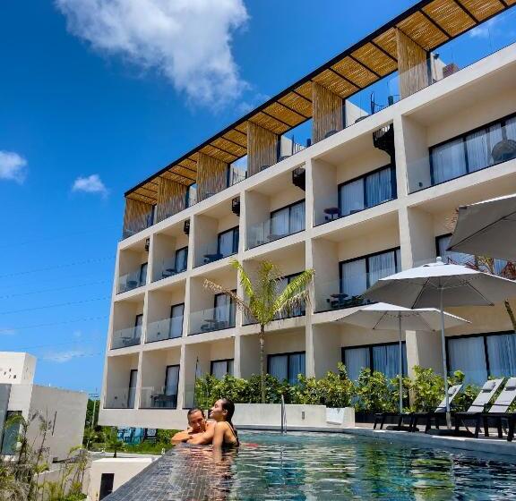Hive Cancun By G Hotels